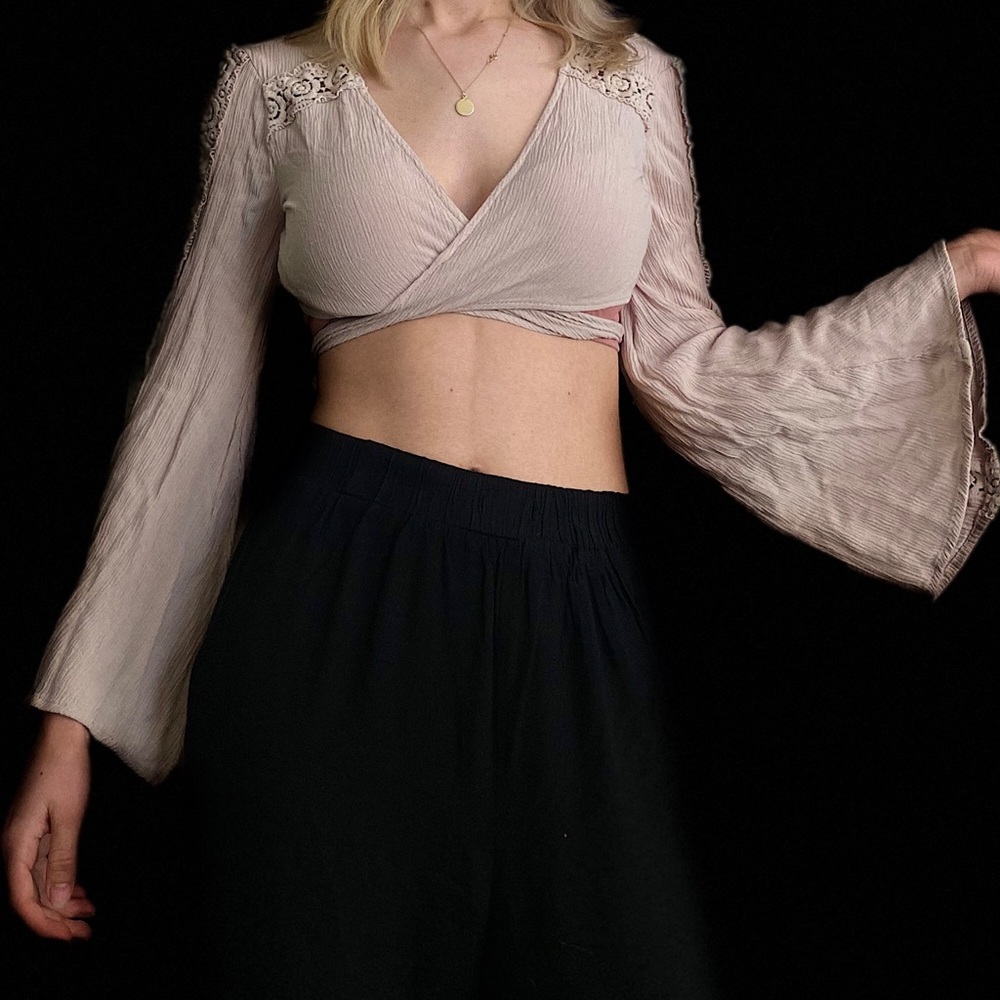 Forever 21 light pink crop top long flare sleeves